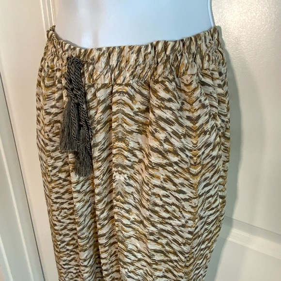 H&M Drawstring Tapered Leg Printed Pants w Pockets - Picture 4 of 11